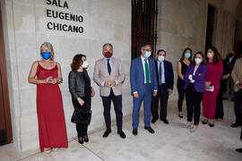 Grupo de autoridades. Inauguración de la exposición "Eugenio Chicano Siempre". Museo de Málaga. Mayo de 2021