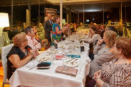 Intervención de Guillermina Martín Reyes. Cena homenaje al profesorado y PAS jubilado de la Facultad de Económicas. Hotel AC Málaga Palacio. Septiembre de 2014