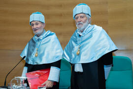 Brian Harris y Miguel Sáenz Sagaseta en su investidura como Doctores "Honoris Causa" por la Facultad de Filosofía y Letras de la Universidad de Málaga. Edificio del Rectorado. Febrero de 2020
