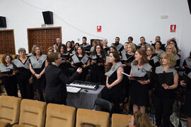 El Coro Oficial de la UMA en el homenaje a los jubilados y al personal que cumple 25 años de servicio en la UMA. Paraninfo. Mayo 2015