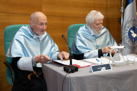 Miguel Sáenz Sagaseta y Brian Harris momentos previos a su investidura como Doctores "Honoris Causa" por la Facultad de Filosofía y Letras de la Universidad de Málaga. Edificio del Rectorado. Febrero de 2020