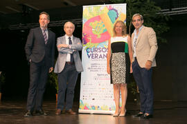 Foto de grupo. Inauguración de los Cursos de Verano de la Universidad de Málaga. Marbella. Julio de 2018