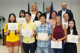 Grupo de alumnos en su graduación del CIE-UMA el Día del Español. Centro Internacional de Español de la Universidad de Málaga. Junio de 2016