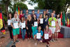 Foto de grupo con diplomas. Bienvenida a los alumnos de intercambio internacional y estudiantes del centro Internacional de Español. Jardín Botánico.  Abril de 2014