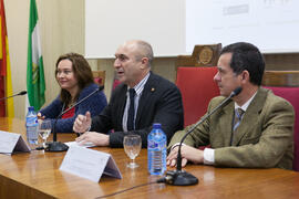 María del Mar Martín, Eugenio Luque y Enrique Nadales en la inauguración del VII Reto Gestalentum 20x10. Facultad de Ciencias Económicas y Empresariales. Marzo 2016