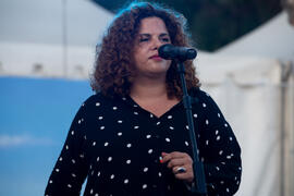 Concierto de Julia Martín. Festival solidario en los Baños del Carmen. Cursos de Verano de la Universidad de Málaga. Málaga. Julio de 2019