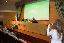 Encuentros con Cultura: Eugenio Chicano. Edificio del Rectorado. Noviembre de 2011