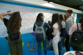 Estand de Igualdad y Acción Social. Jornadas de Puertas Abiertas de la Universidad de Málaga. Complejo Polideportivo Universitario. Abril de 2018