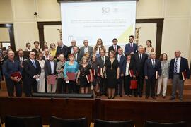 Foto de grupo. Celebración del 50 Aniversario de la Facultad de Medicina de la Universidad de Málaga. Facultad de Medicina. Octubre de 2022