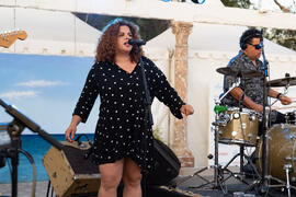 Concierto de Julia Martín. Festival solidario en los Baños del Carmen. Cursos de Verano de la Universidad de Málaga. Málaga. Julio de 2019