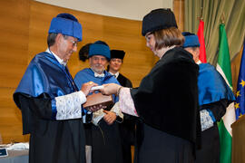 Investidura como Doctor "Honoris Causa" de Miguel Delibes de Castro por la Facultad de Ciencias de la Universidad de Málaga. Rectorado. Junio de 2014