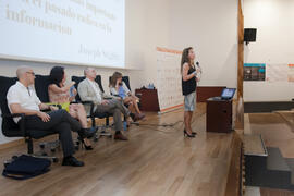 Intervención de Macarena Parrado. Acto de bienvenida al alumnado de primer curso de Económicas. Paraninfo. Septiembre de 2015