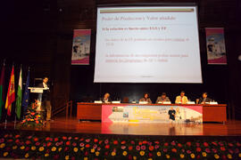 Ponencia de Antonio Cuesta. Panel de Expertos. 3º Congreso Internacional de Actividad Físico-Deportiva para Mayores de la Universidad de Málaga. Palacio de Ferias y Congresos de Málaga. Marzo de 2009