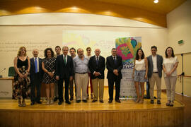Foto de grupo. Inauguración de los Cursos de Verano de la Universidad de Málaga. Vélez Málaga. Julio de 2018