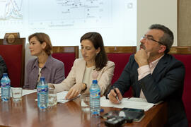 Participantes de la mesa redonda "Panorama económico y financiero actual". Facultad de Ciencias Económicas y Empresariales. Mayo 2015