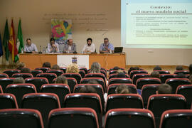 Mesa redonda: "La prestación básica de la Integración Social en los Servicios Sociales". Curso "La integración social, reto actual de los Servicios Sociales". Cursos de Verano de la Universidad de Málaga. Vélez Málaga. Julio de 2018