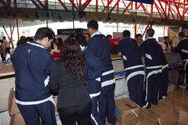 Entrega de acreditaciones y documentación. 3º Congreso Internacional de Actividad Físico-Deportiva para Mayores de la Universidad de Málaga. Palacio de Ferias y Congresos de Málaga. Marzo de 2009