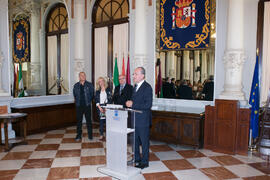Francisco de la Torre. Entrega de los II Premios de Investigación de la Cátedra de Estudios Cofrades. Ayuntamiento de Málaga. Marzo de 2018