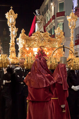 Trono procesional del Cristo Coronado de Espinas de la Hermandad de los Estudiantes. Málaga. Abril de 2014