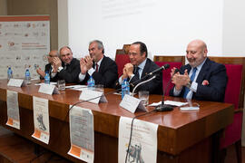 Nombramiento de Antonio Vázquez Romero como Alumno de Honor de la Facultad de Económicas de la Universidad de Málaga. Facultad de Ciencias Económicas y Empresariales. Marzo de 2015