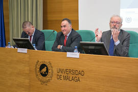Mesa 2: "La perspectiva de la Unión Europea". Jornada "Brexit y Gibraltar. Un reto con oportunidades conjuntas". Edificio del Rectorado. Febrero de 2017