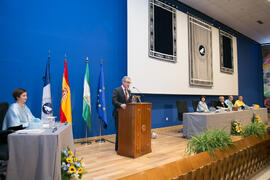 Miguel Porras Fernández. Investidura como Doctor "Honoris Causa" de Carlos Álvarez Rodríguez por la Facultad de Filosofía y Letras de la Universidad de Málaga. Paraninfo. Mayo de 2018