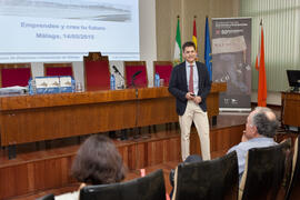 Conferencia de Álvaro Simón de Blas, 'Emprende y crea tu futuro. Consejos y guía para la creación de una empresa'. Facultad de Ciencias Económicas y Empresariales. Mayo 2015