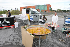 Preparación de paella. II Día del Estudiante. Campus de Teatinos. Octubre 2018