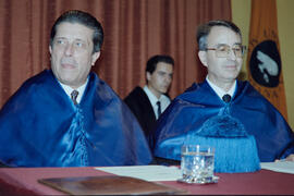Investidura como Doctor "Honoris Causa" de D. Federico Mayor Zaragoza por la Universidad de Málaga. Paraninfo. Octubre de 1996