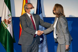 Toma de posesión de María del Carmen Navarro del Águila como nueva profesora titular del Área de Economía Aplicada de la Universidad de Málaga. Paraninfo. Diciembre de 2021