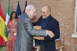 Carlos Benavides y Eugenio Luque. Homenaje al personal jubilado de la Facultad de Ciencias Económicas y Empresariales. Campus de El Ejido. Septiembre de 2022