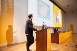 Valentín Sanz. Presentación del proyecto "La 3 del senpa". V Foro Arquia/Próxima 2016: Futuro Imperfecto. Paraninfo. Octubre de 2016