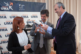 Nombramiento de D. Javier Urra como Miembro de Honor de la Asociación de Antiguos Alumnos de la Universidad de Málaga. Hotel AC Málaga Palacio. Diciembre de 2014