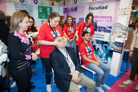 Estand de la Facultad de Psicología. Jornadas de Puertas Abiertas de la Universidad de Málaga. Complejo Polideportivo Universitario. Abril de 2016