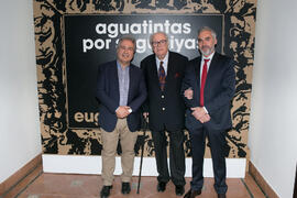 Juan Antonio García Galindo, Eugenio Chicano y Vicente Martínez. Inauguración de la exposición "Aguatintas por Seguiriyas", de Eugenio Chicano. Palacio Episcopal de Málaga. Enero de 2019