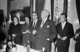 Francisco García Grana junto con otras personalidades en el acto de la alcaldía. Ayuntamiento de Málaga. Febrero de 1963