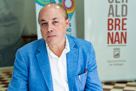 Alfredo Taján. Curso "Málaga en llamas. Gerald Brenan y Gamel Woolsey en la ciudad sitiada". Cursos de Verano de la Universidad de Málaga. Málaga. Julio de 2019