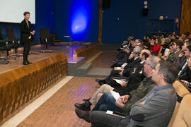 Anna Heringer. Conferencia inaugural del curso 2018-2019 de la Escuela Técnica Superior de Arquitectura de la Universidad de Málaga. Paraninfo. Octubre de 2018