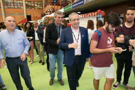 Pedro Montiel, José francisco Murillo y José Ángel Narváez visitan las Jornadas de Puertas Abiertas de la Universidad de Málaga. Complejo Polideportivo Universitario. Abril de 2018