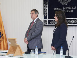 Teodomiro López y Ana José Cisneros en su toma de posesión como nueva decana de la Facultad de Ciencias Económicas y Empresariales de la Universidad de Málaga. Campus de El Ejido. Enero de 2025