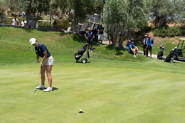 Esperanza Serrano ganando el oro. Campeonato Europeo de Golf Universitario. Antequera. Junio de 2019