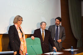 Encuentros con Cultura: Manuel Alcántara. Edificio del Rectorado. Marzo de 2013