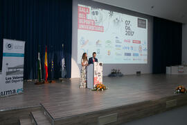 María Guerrero y Guillermo Villalobos presentan la Gala del Deporte Universitario 2017. Escuela Técnica Superior de Ingeniería de Telecomunicaciones. Junio de 2017