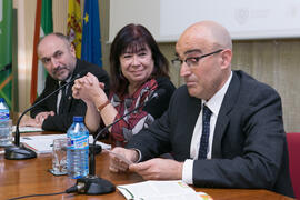 José Juan Benítez Rochel presenta a Cristina Narbona. XI Jornadas Andaluzas de Enseñanza de Economía. Facultad de Ciencias Económicas y Empresariales. Febrero de 2018