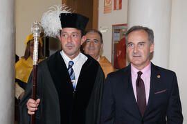 Investidura como Doctor "Honoris Causa" de Antonio Luque por la Facultad de Ciencias de la Universidad de Málaga. Edificio del Rectorado. Octubre de 2016