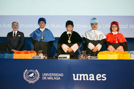 Mesa presidencial de la investidura de nuevos doctores por la Universidad de Málaga. Paraninfo. Enero de 2019