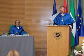 Antonio Flores Moya en la investidura como Doctor "Honoris Causa" de Antonio Luque por la Facultad de Ciencias de la Universidad de Málaga. Edificio del Rectorado. Octubre de 2016