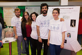 Estand de La Investigación en la UMA. Jornadas de Puertas Abiertas de la Universidad de Málaga. Complejo Polideportivo Universitario. Abril de 2016