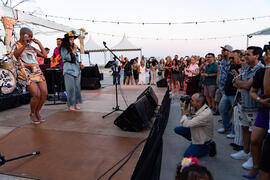 Concierto de Julia Martín. Festival solidario en los Baños del Carmen. Cursos de Verano de la Universidad de Málaga. Málaga. Julio de 2019
