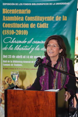 Presentanción del libro "Bicentenario Asamblea Constituyente de la Constitución de Cádiz (1810-2010). Biblioteca General. Abril de 2010